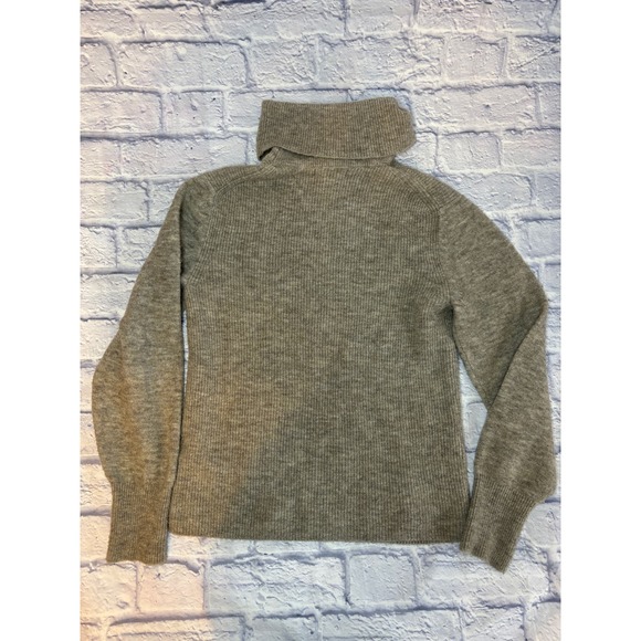 Banana Republic Wool Blend Grey Turtleneck Stretch Sweater XS - Picture 2 of 10